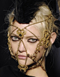 girlannachronism:

Jean Paul Gaultier fall 2007 couture details
