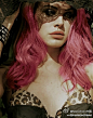 Lana Del Rey 发色是粉紫玫瑰~