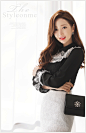 [루이스엔젤] 쥬얼카라 레이스배색 블라우스 : Romantic & Trendy Looks, Styleonme