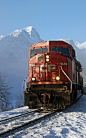 General 1600x2560 diesel locomotive freight train portrait display snow winter