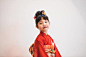 着物を着た女の子の肖像画 - kimono ストックフォトと画像