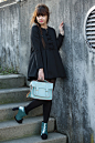 Chicwish Dress, Dressrepublic Bag, Asos Boots，很有气质的女孩~