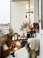 17 Gorgeous Winter Balcony Décor Ideas That Wow