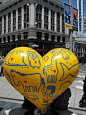 Yellow Heart at Union Square, San Francisco.: 