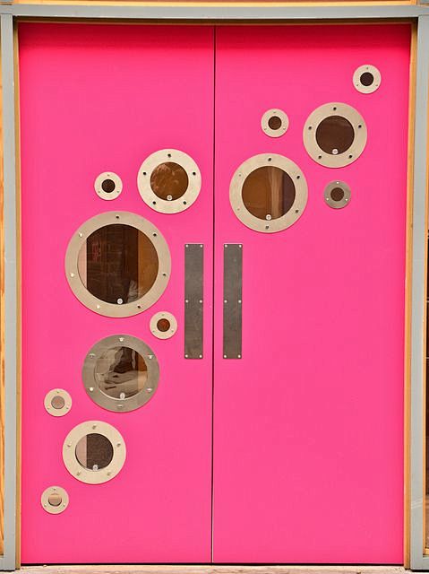 portholes + pink!