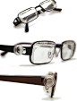 Eyejusters是一款采用“滑动镜片（SlideLens）”技术的眼镜，专为发展中国家的近视者设计，使用起来非常简单，佩戴者只需旋转眼镜腿滑道上的旋钮就可以改变镜片的度数，直到能够看清物体为止。一个简洁的设计把验光配镜和近视镜功能合二为一，盛赞。