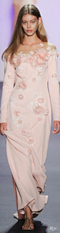 Spring 2016 Ready-to-Wear Tadashi Shoji: 