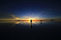 【玻利维亚乌尤尼盐沼】白天是“天空之镜”，夜晚是“星空之镜”。