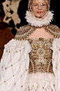 Alexander McQueen2013年秋冬高级成衣时装秀发布图片409759_服饰素材 _T2018726 #率叶插件，让花瓣网更好用#