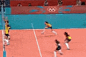巴西女排赛场惊现神技， 这一刻你们真的不只是排球~！
