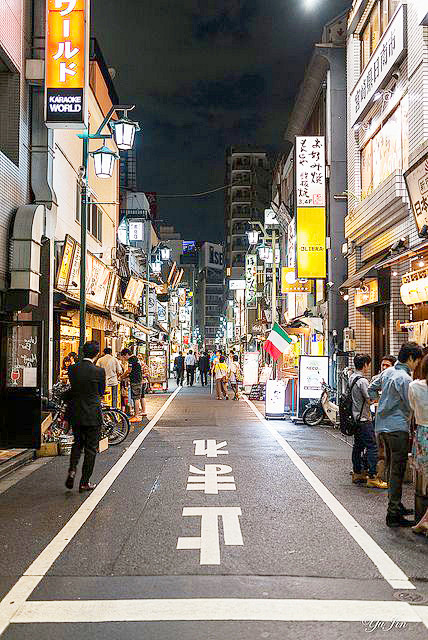 Nighttime in Shinjuk...