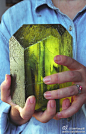 [] SamYungHK剛收到一件想出售的礦. 很巨大呀. 綠柱石, 烏克蘭来自:新浪微博