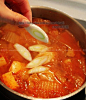 如何做泡菜汤的做法（韩国料理）