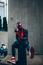 Spider-Man Into The Spider-Verse Cosplay : 2018年公開アニメ映画のベストワンと言われる「スパイダーマン : イントゥ・ザ・スパイダーバース」を実写にすると、こんな感じ？！のコスプレ！！ . 今年も間もなく終わりですが、最も大ヒットした全米公開映画の №.1 は…、 . . #Anime #Marvel #Cosplay #扮裝 #SpiderMan #IntotheSpiderVerse #Superhero #蜘蛛人 #Movie #CIAMovieNews