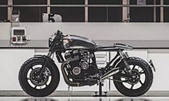 Mr黑子采集到cafe racer