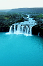 碧绿的瀑布，冰岛
Turquoise Waterfall, Iceland