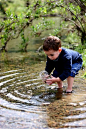 Nature Play Ideas - Grab a jar and play in a creek: 