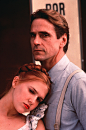 【一树梨花压海棠 Lolita (1997)】
杰瑞米·艾恩斯 Jeremy Irons
多米尼克·斯万 Dominique Swain
#电影场景# #电影海报# #电影截图# #电影剧照#