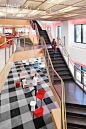 The New Publicis Office in New York by Clive Wilkinson Has No Assigned Desks : At the Publicis head­quarters in Midtown, Clive Wilkinson Architects connected three of the eight levels with an atrium. Photography by Michael Moran/Otto.