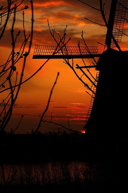 Mill Sunrise, Nether...