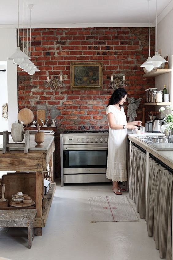 Love this kitchen wi...