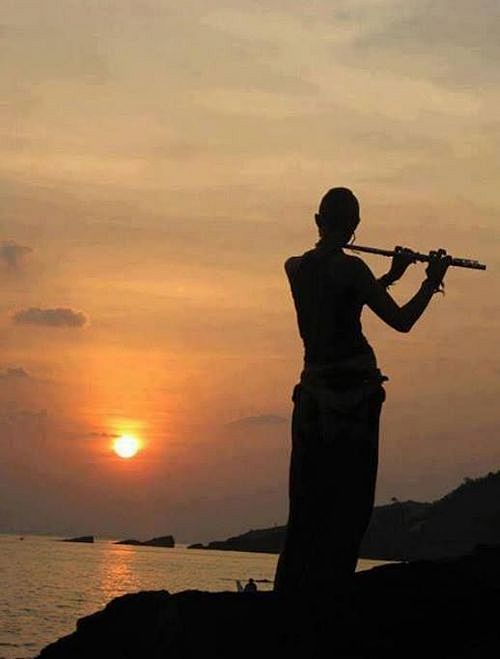 maya47000:

Flutist ...