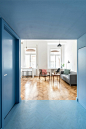 【匈牙利小公寓，以一抵三，各具特色】
公寓位于大环路边,面积为110平米，其空间根据需求被划分成了三间独立的小公寓。命名为“3in1” 设计目标是创造一个功能完善的微型社区，让其中的成员可以享受方便舒适的生活。 ​​​​