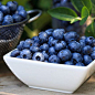 智利特级蓝莓鲜果，保护眼睛 ，含花青素，新鲜饱满，口感酸甜适中，护眼专家。