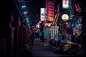 东京街头夜晚的霓虹灯
