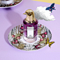 JK资讯 
PENHALIGON'S  的「Portraits 」肖像系列迎来2款新形象分别代表着2款新香：Flora和Matthew

The Ingénue Cousin Flora：柑橘水果鸡尾酒、麝香、龙涎香。75mL 31,500円＋税

The Ingénue Cousin  Matthew：柑橘、苦橙叶、广藿香。75mL 31,500円＋税
...展开全文c