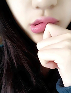 Evacheung_HaHa采集到恋上她的唇