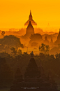 Vertical Bagan : Vertical Bagan by Anuparb Papapan