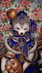 中世纪服饰装扮的宠物狗
KiYore李知恩 所创作的插画，大部分是以宠物狗与中世纪服饰相结合的，画风细腻，引人深思。 曾经参与短篇电影[Macau Arabic]的插画绘制，Door Space网络展示会以及 [Noir个人思索]展示会。

