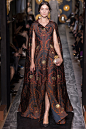 鲜明廓形来袭 Valentino 2013秋冬高定秀_时尚_腾讯网