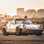 DRIVING PORSCHE : Photo