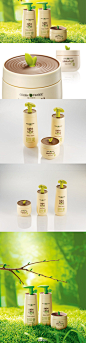 奢设计：bébé de forêt是一家在韩国新成立的有机护肤品系列品牌，在婴儿护肤品类领先主导地位。它的原料是源自于生长在法国南部青蒿植物的嫩芽。所以它的包装的顶部设计成植物嫩芽的部分，让这个品牌也随之充满了活力。（大者策略 @奢设计）