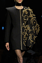 00008-schiaparelli-fall-2022-couture-details-credit-gorunway.jpg (1280×1920)