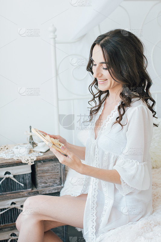 9c7e9dc3de8f8e30441a45c21e088a244a43e5de1b2ab-4rVujr