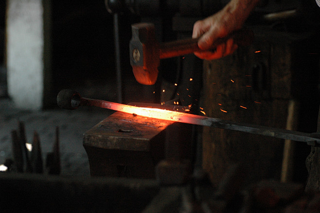 Blacksmith_working.j...