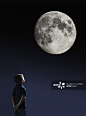 USA, New Jersey, Jersey City, Boy (4-5) looking at full moon - 创意图片 - 视觉中国