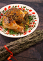 Rosemary Baked Chicken Thigh

This recipe makes a filling dinner for a table of 4. It could be a dish to make on a weekend night for the family.
I love to eat any form of roasted chicken with crispy skin. The golden color of the skin always makes the chic