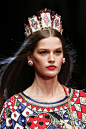 Dolce & Gabbana Spring 2018 Ready-to-Wear  Fashion Show Details : See detail photos for Dolce & Gabbana Spring 2018 Ready-to-Wear  collection.