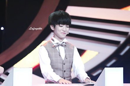 你重新定义“少年”。@TFBOYS-王俊...