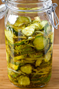 黑暗料理：（Homemade Refrigerator Bread and Butter Pickle ~ love these and they are o, o, easy to make!）