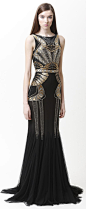 Modern twist to Art Deco - Badgley Mischka: 