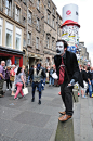 亲临2012爱丁堡国际艺术节 表演者装扮雷人