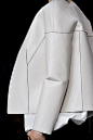 Blouson - Blanc - Cuire - Découpe geometric, structure, shapes, fashion, designer, inspiration, fashion design