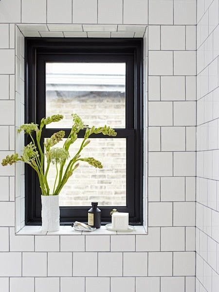 Tile, glossy black c...