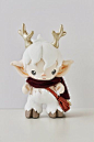 Micro munny faun in white with messenger bag