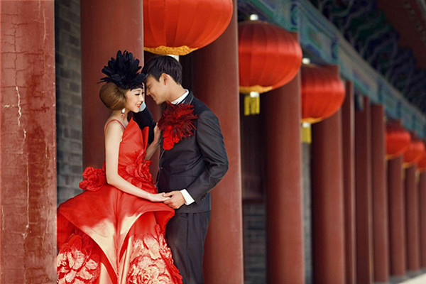 中式经典婚纱照怎么拍 经典姿势教你最复古